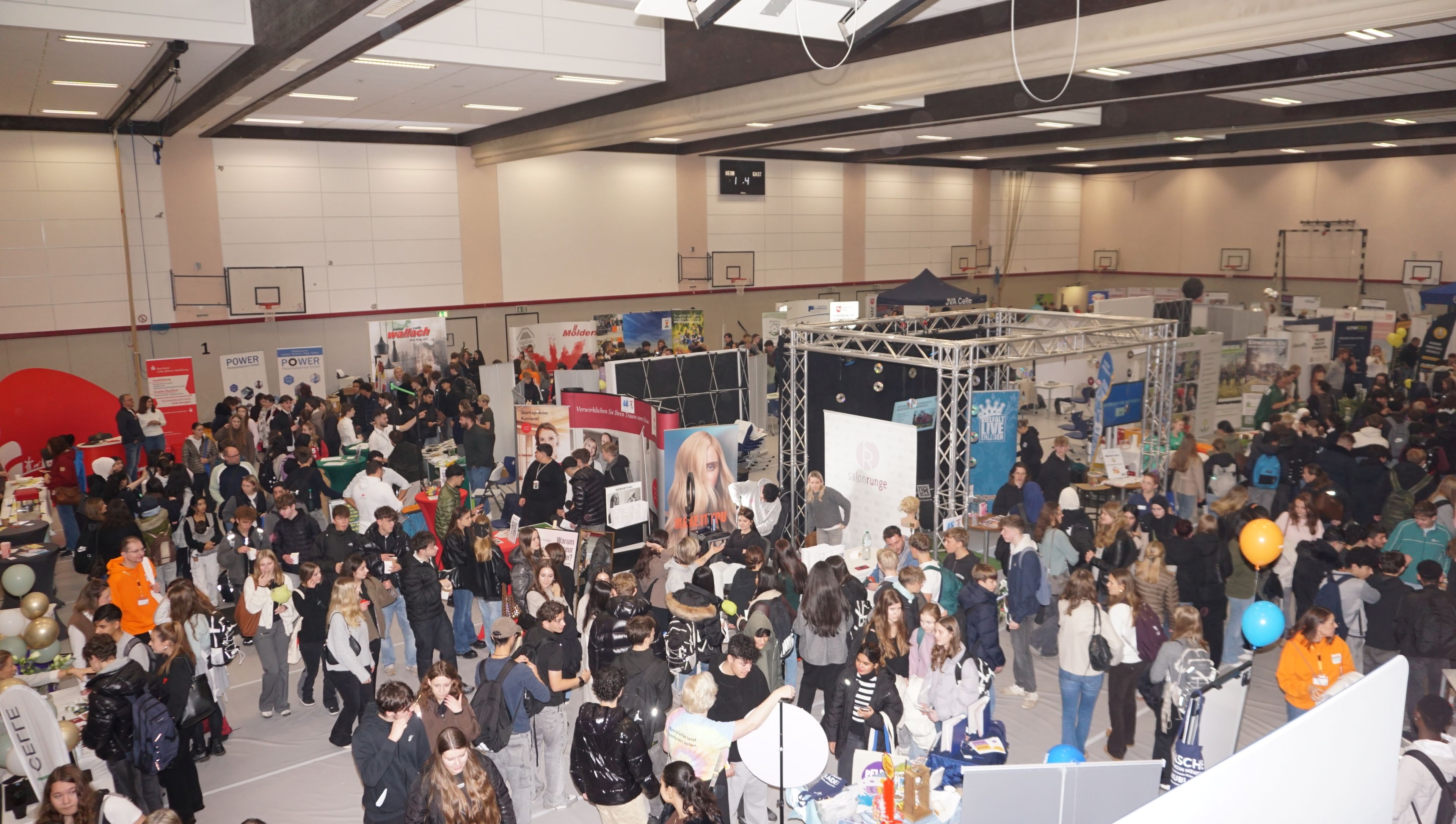 Sporthalle - Berufsmesse - 2025